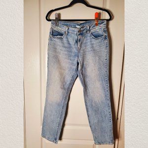 Old Navy Mid-Rise Boyfriend Jeans Size 6